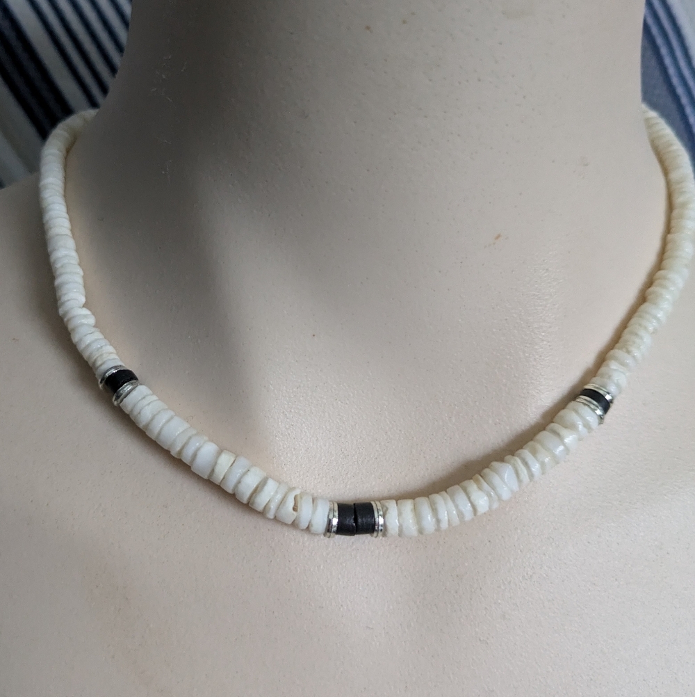 Vintage Beaded Necklace White Black Silver Boho Casual Beachy Gypsy